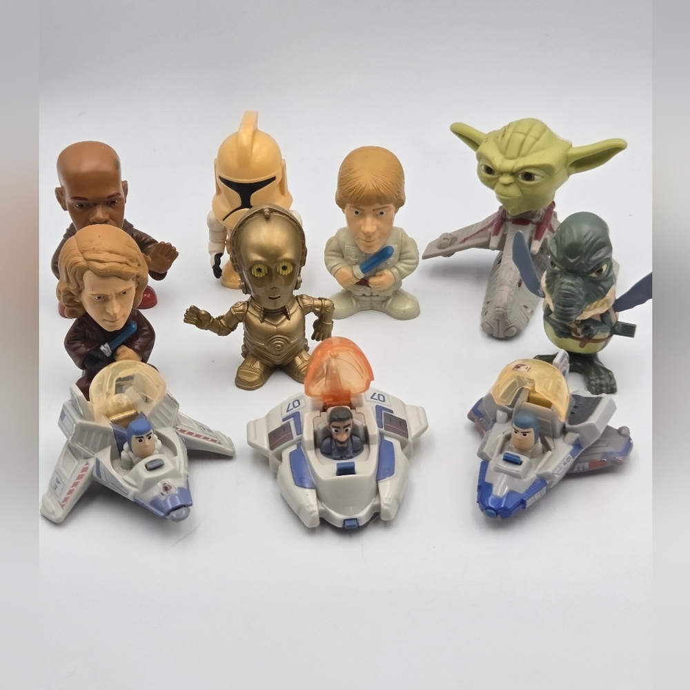 7 Burger King Toy Set 2005 Star Wars Various Episodes Figures +3 Buzz Lightyear